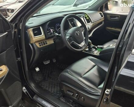 Чорний Тойота Хайлендер, об'ємом двигуна 3.5 л та пробігом 110 тис. км за 31300 $, фото 7 на Automoto.ua
