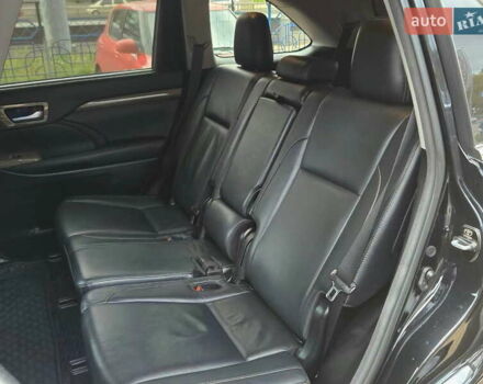 Черный Тойота Хайлендер, объемом двигателя 3.5 л и пробегом 110 тыс. км за 29200 $, фото 16 на Automoto.ua