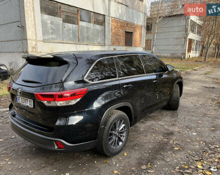 Черный Тойота Хайлендер, объемом двигателя 2.67 л и пробегом 106 тыс. км за 27000 $, фото 4 на Automoto.ua