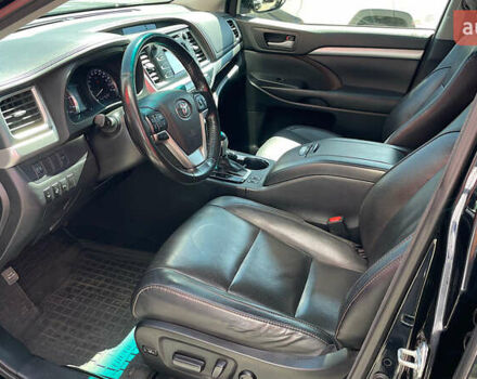 Чорний Тойота Хайлендер, об'ємом двигуна 2.67 л та пробігом 146 тис. км за 25629 $, фото 11 на Automoto.ua