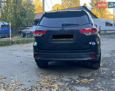 Черный Тойота Хайлендер, объемом двигателя 3.46 л и пробегом 200 тыс. км за 24500 $, фото 21 на Automoto.ua