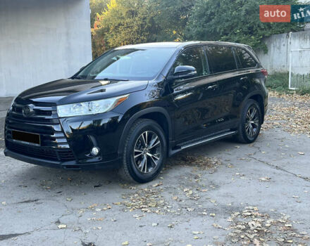 Черный Тойота Хайлендер, объемом двигателя 3.46 л и пробегом 200 тыс. км за 24500 $, фото 8 на Automoto.ua