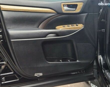 Чорний Тойота Хайлендер, об'ємом двигуна 3.5 л та пробігом 110 тис. км за 31300 $, фото 17 на Automoto.ua
