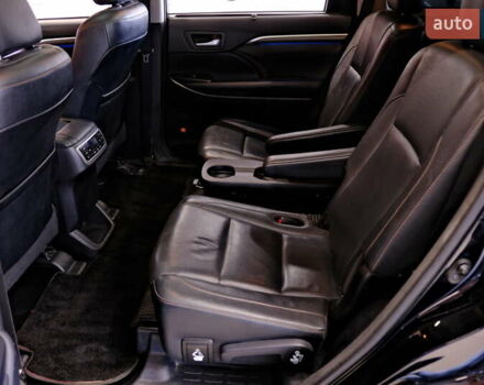 Чорний Тойота Хайлендер, об'ємом двигуна 3.5 л та пробігом 164 тис. км за 25900 $, фото 38 на Automoto.ua