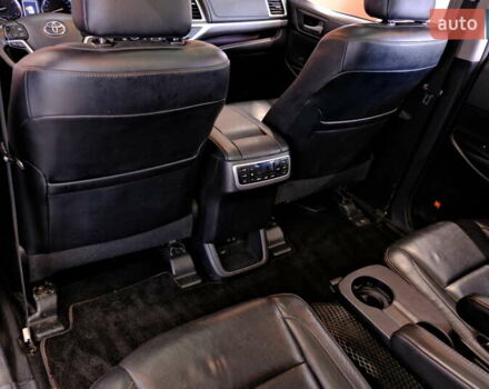 Чорний Тойота Хайлендер, об'ємом двигуна 3.5 л та пробігом 164 тис. км за 25900 $, фото 39 на Automoto.ua