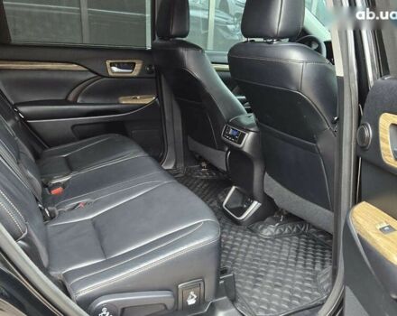Чорний Тойота Хайлендер, об'ємом двигуна 3.5 л та пробігом 110 тис. км за 31300 $, фото 12 на Automoto.ua