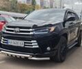 Чорний Тойота Хайлендер, об'ємом двигуна 3.5 л та пробігом 110 тис. км за 31300 $, фото 1 на Automoto.ua