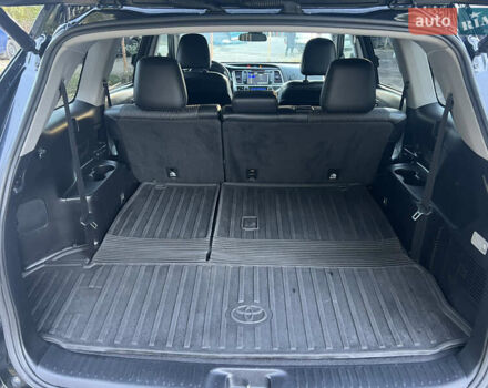 Черный Тойота Хайлендер, объемом двигателя 3.46 л и пробегом 200 тыс. км за 24500 $, фото 55 на Automoto.ua