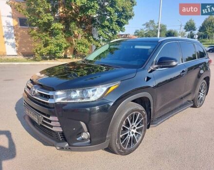 Тойота Хайлендер 2017 в Днепре (Днепропетровске) на Automoto.ua Черный Тойота Хайлендер, объемом двигателя 3.5 л и пробегом 155 тыс. км за 33700 $, фото 1 на Automoto.ua