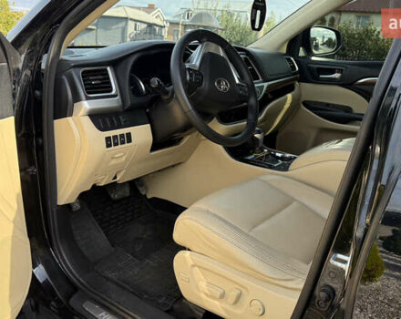 Черный Тойота Хайлендер, объемом двигателя 3.46 л и пробегом 394 тыс. км за 27800 $, фото 22 на Automoto.ua