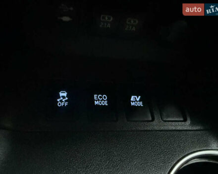 Черный Тойота Хайлендер, объемом двигателя 3.46 л и пробегом 123 тыс. км за 27000 $, фото 46 на Automoto.ua