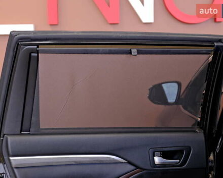 Чорний Тойота Хайлендер, об'ємом двигуна 3.5 л та пробігом 164 тис. км за 25900 $, фото 37 на Automoto.ua