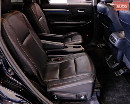Чорний Тойота Хайлендер, об'ємом двигуна 3.5 л та пробігом 164 тис. км за 25900 $, фото 42 на Automoto.ua