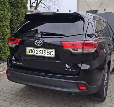 Чорний Тойота Хайлендер, об'ємом двигуна 3.46 л та пробігом 139 тис. км за 25500 $, фото 3 на Automoto.ua