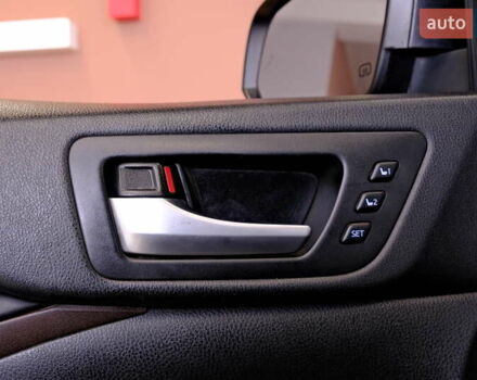 Чорний Тойота Хайлендер, об'ємом двигуна 3.5 л та пробігом 164 тис. км за 25900 $, фото 16 на Automoto.ua