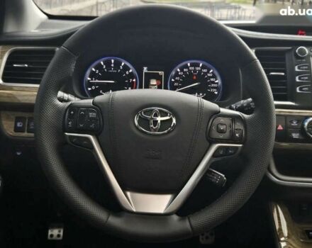 Чорний Тойота Хайлендер, об'ємом двигуна 3.5 л та пробігом 110 тис. км за 31300 $, фото 21 на Automoto.ua