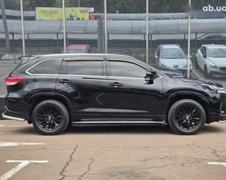 Чорний Тойота Хайлендер, об'ємом двигуна 3.5 л та пробігом 110 тис. км за 31300 $, фото 6 на Automoto.ua