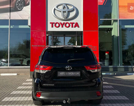 Чорний Тойота Хайлендер, об'ємом двигуна 2.67 л та пробігом 146 тис. км за 25629 $, фото 3 на Automoto.ua