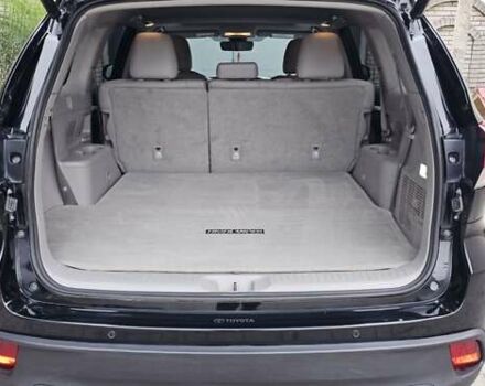 Чорний Тойота Хайлендер, об'ємом двигуна 3.46 л та пробігом 139 тис. км за 25500 $, фото 5 на Automoto.ua