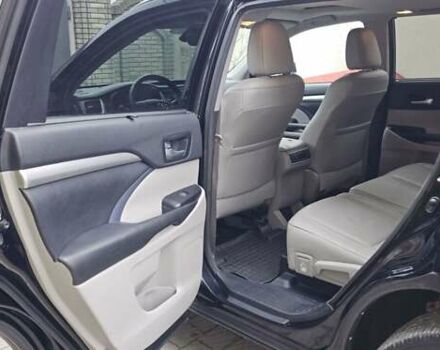 Чорний Тойота Хайлендер, об'ємом двигуна 3.46 л та пробігом 139 тис. км за 25500 $, фото 12 на Automoto.ua