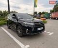 Чорний Тойота Хайлендер, об'ємом двигуна 3.46 л та пробігом 136 тис. км за 26500 $, фото 1 на Automoto.ua