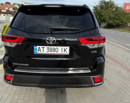 Черный Тойота Хайлендер, объемом двигателя 3.46 л и пробегом 394 тыс. км за 27800 $, фото 5 на Automoto.ua