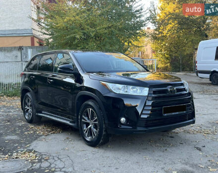 Черный Тойота Хайлендер, объемом двигателя 3.46 л и пробегом 200 тыс. км за 24500 $, фото 14 на Automoto.ua