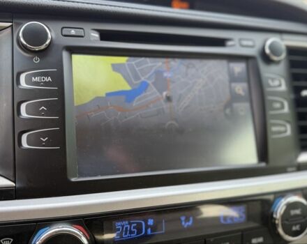 Черный Тойота Хайлендер, объемом двигателя 3.5 л и пробегом 393 тыс. км за 25000 $, фото 7 на Automoto.ua