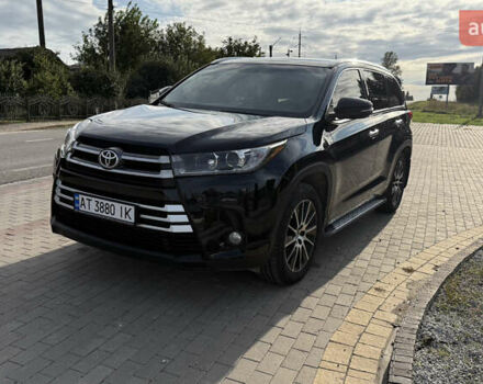Черный Тойота Хайлендер, объемом двигателя 3.46 л и пробегом 394 тыс. км за 27800 $, фото 39 на Automoto.ua