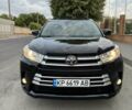 Черный Тойота Хайлендер, объемом двигателя 3.46 л и пробегом 100 тыс. км за 29900 $, фото 1 на Automoto.ua