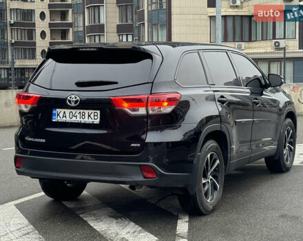 Черный Тойота Хайлендер, объемом двигателя 3.46 л и пробегом 49 тыс. км за 21700 $, фото 6 на Automoto.ua