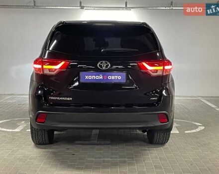 Черный Тойота Хайлендер, объемом двигателя 3.5 л и пробегом 49 тыс. км за 28500 $, фото 3 на Automoto.ua