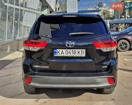 Черный Тойота Хайлендер, объемом двигателя 3.5 л и пробегом 49 тыс. км за 20900 $, фото 7 на Automoto.ua
