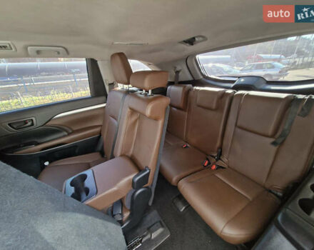 Черный Тойота Хайлендер, объемом двигателя 3.5 л и пробегом 49 тыс. км за 20900 $, фото 23 на Automoto.ua