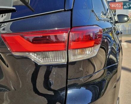 Черный Тойота Хайлендер, объемом двигателя 3.46 л и пробегом 49 тыс. км за 23700 $, фото 27 на Automoto.ua