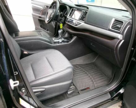 Черный Тойота Хайлендер, объемом двигателя 3.5 л и пробегом 41 тыс. км за 26000 $, фото 6 на Automoto.ua