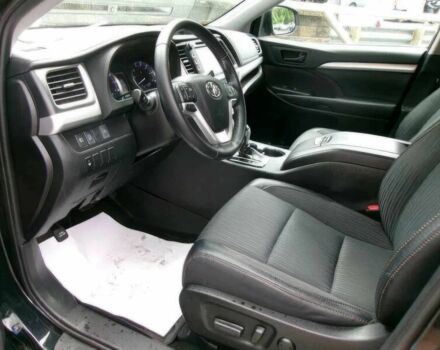 Черный Тойота Хайлендер, объемом двигателя 3.5 л и пробегом 41 тыс. км за 26000 $, фото 7 на Automoto.ua