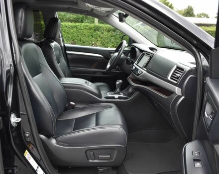 Чорний Тойота Хайлендер, об'ємом двигуна 3.5 л та пробігом 44 тис. км за 14200 $, фото 8 на Automoto.ua