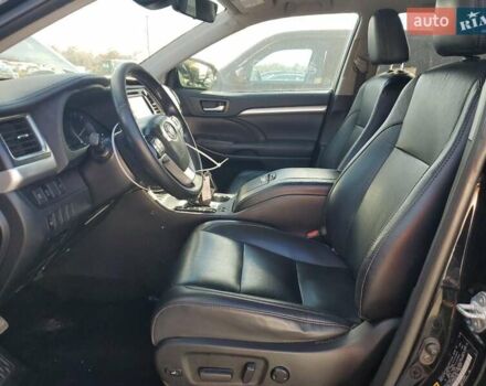 Черный Тойота Хайлендер, объемом двигателя 3.5 л и пробегом 104 тыс. км за 10100 $, фото 6 на Automoto.ua