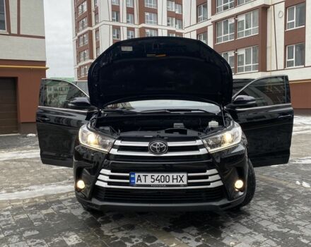 Черный Тойота Хайлендер, объемом двигателя 3.5 л и пробегом 97 тыс. км за 29999 $, фото 4 на Automoto.ua