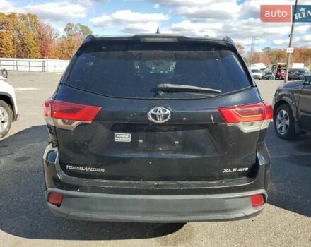 Черный Тойота Хайлендер, объемом двигателя 3.46 л и пробегом 104 тыс. км за 9000 $, фото 5 на Automoto.ua