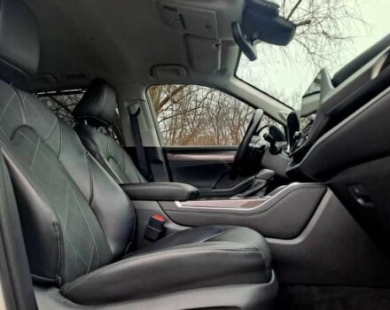 Черный Тойота Хайлендер, объемом двигателя 3 л и пробегом 30 тыс. км за 31500 $, фото 5 на Automoto.ua