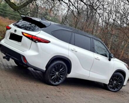 Черный Тойота Хайлендер, объемом двигателя 3 л и пробегом 30 тыс. км за 31500 $, фото 3 на Automoto.ua