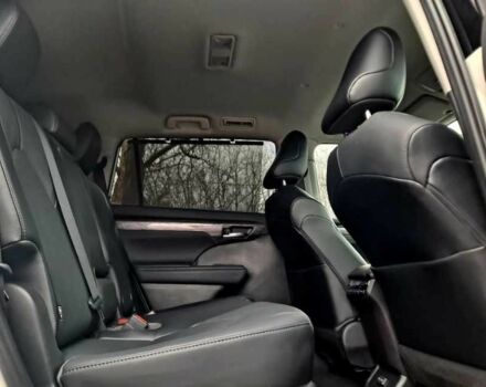 Черный Тойота Хайлендер, объемом двигателя 3 л и пробегом 30 тыс. км за 31500 $, фото 6 на Automoto.ua