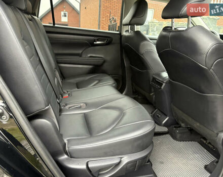 Чорний Тойота Хайлендер, об'ємом двигуна 3.46 л та пробігом 65 тис. км за 37700 $, фото 16 на Automoto.ua