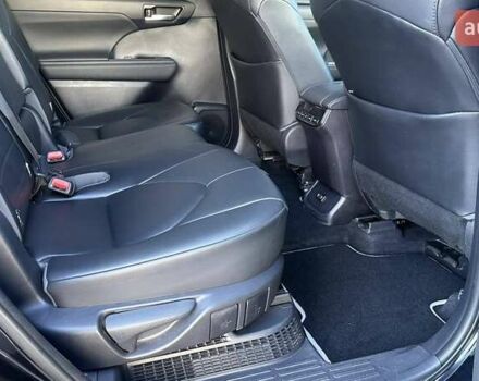 Черный Тойота Хайлендер, объемом двигателя 2.49 л и пробегом 72 тыс. км за 48065 $, фото 6 на Automoto.ua