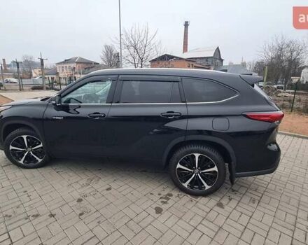 Черный Тойота Хайлендер, объемом двигателя 2.49 л и пробегом 84 тыс. км за 49900 $, фото 1 на Automoto.ua