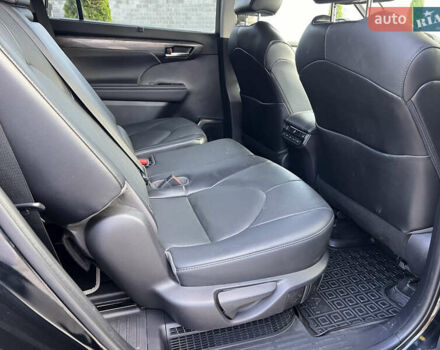 Тойота Хайлендер 2021 в Кропивницком (Кировограде) на Automoto.ua Черный Тойота Хайлендер, объемом двигателя 2.49 л и пробегом 47 тыс. км за 59000 $, фото 35 на Automoto.ua