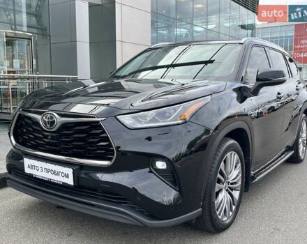 Тойота Хайлендер 2021 в Киеве на Automoto.ua Черный Тойота Хайлендер, объемом двигателя 3.46 л и пробегом 107 тыс. км за 41111 $, фото 1 на Automoto.ua