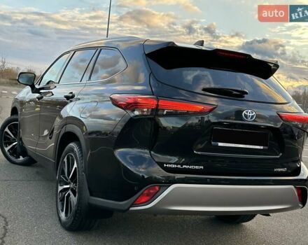 Черный Тойота Хайлендер, объемом двигателя 2.5 л и пробегом 72 тыс. км за 52555 $, фото 1 на Automoto.ua